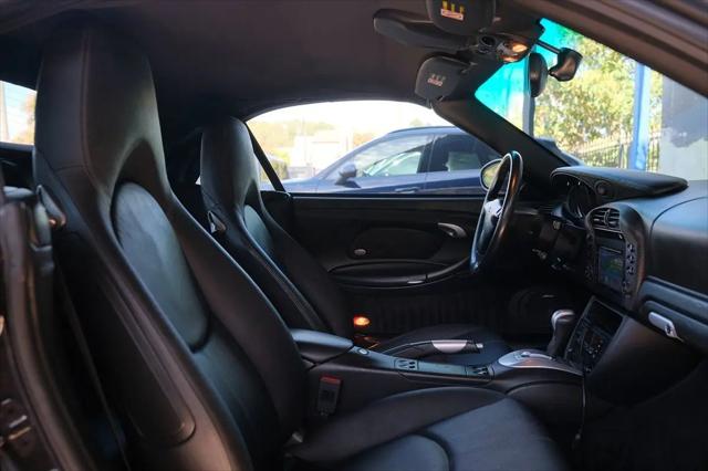 2004 Porsche 911 Carrera 4S