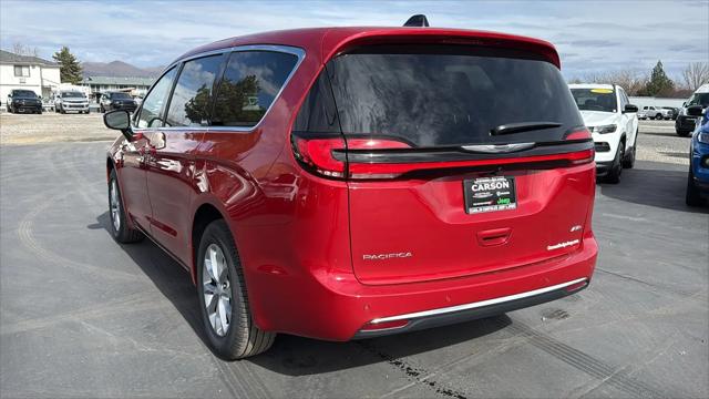 2026 Chrysler Pacifica Select AWD