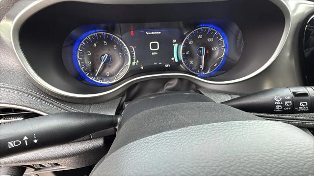 2026 Chrysler Pacifica Select AWD
