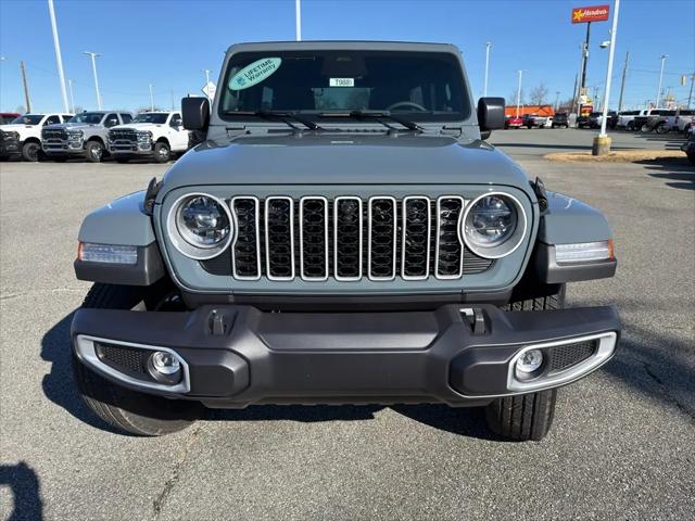 2026 Jeep Wrangler 4-Door Sahara 4x4
