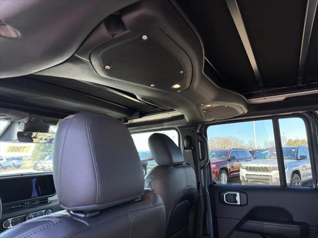2026 Jeep Wrangler 4-Door Sahara 4x4
