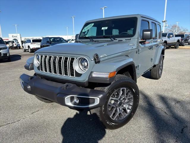 2026 Jeep Wrangler 4-Door Sahara 4x4