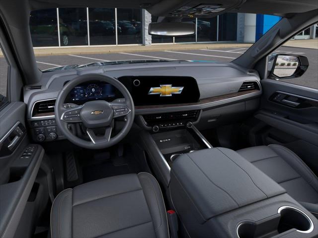2026 Chevrolet Suburban Premier - Photo 15
