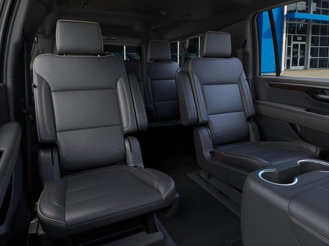 2026 Chevrolet Suburban Premier - Photo 17