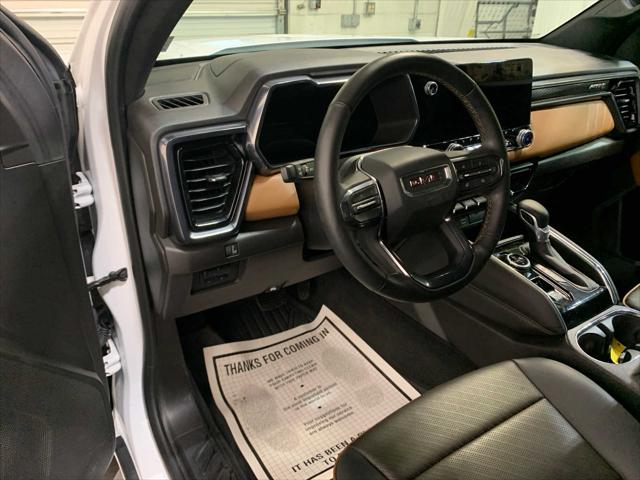2023 GMC Canyon 4WD Crew Cab Short Box AT4