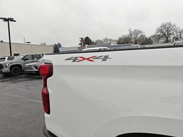 2023 Chevrolet Silverado 1500 4WD Crew Cab Short Bed LT with 2FL