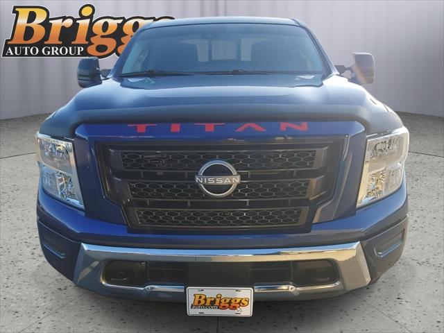 2023 Nissan TITAN Crew Cab SV 4x4