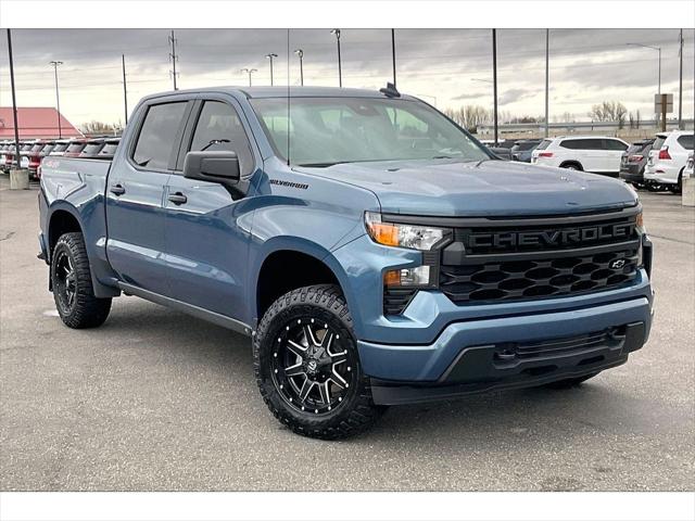 2024 Chevrolet Silverado 1500 4WD Crew Cab Short Bed Custom