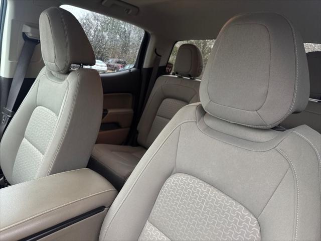 2016 GMC Canyon SLE 2016 GMC Canyon SLE