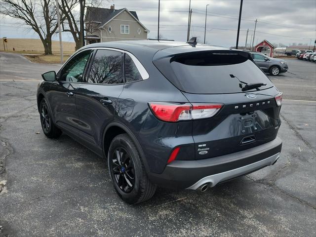2022 Ford Escape SE Hybrid
