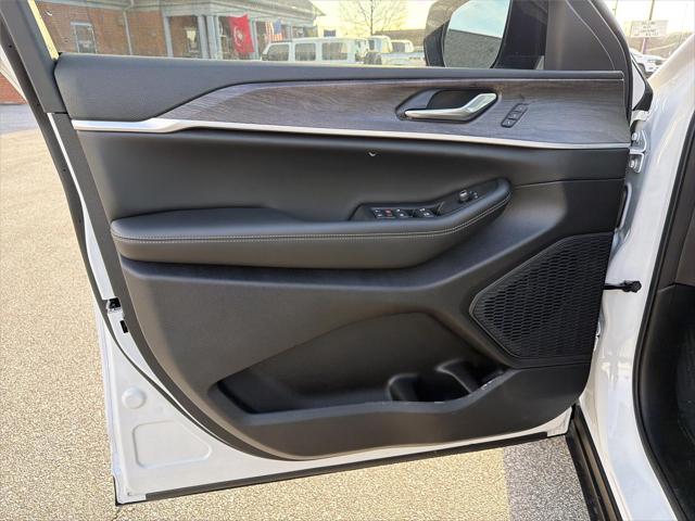 2025 Jeep Grand Cherokee L Limited 4x4