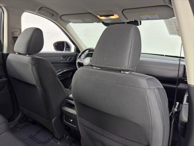 2024 Nissan Pathfinder S FWD