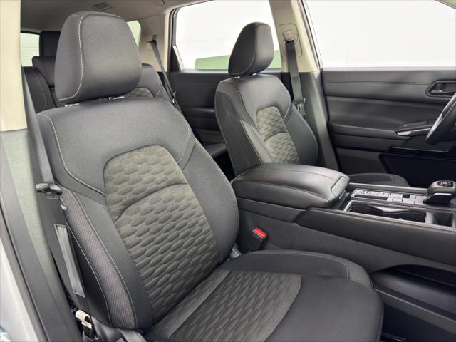 2024 Nissan Pathfinder S FWD