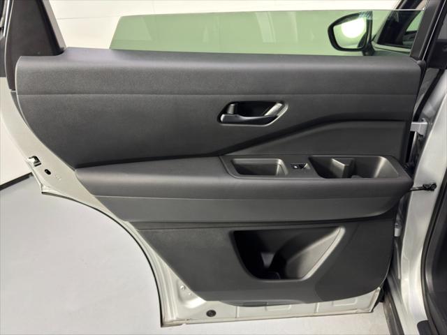 2024 Nissan Pathfinder S FWD