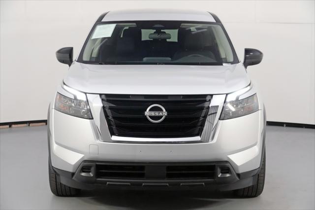 2024 Nissan Pathfinder S FWD