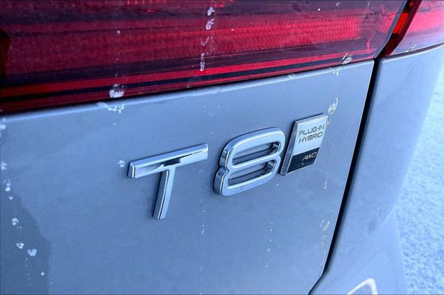 2026 Volvo XC60 Plug-In Hybrid Ultra, T8 AWD Electric/Gasoline, Dark