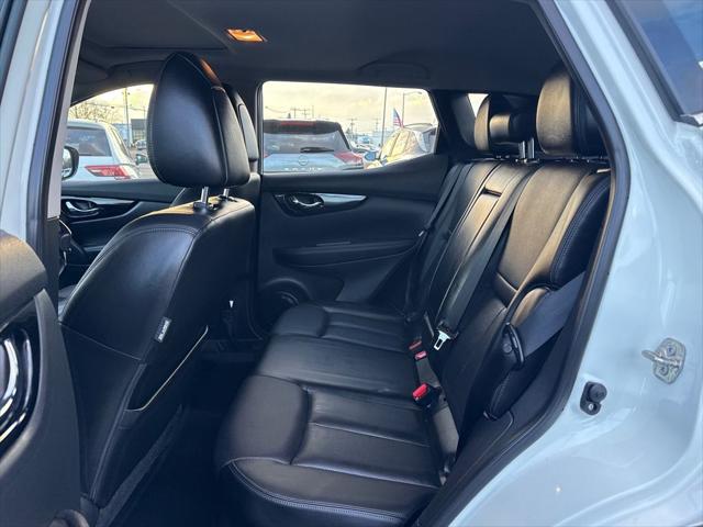 2022 Nissan Rogue Sport SL AWD Xtronic CVT