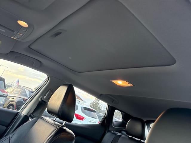 2022 Nissan Rogue Sport SL AWD Xtronic CVT