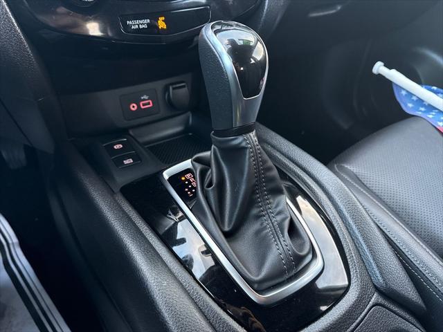 2022 Nissan Rogue Sport SL AWD Xtronic CVT