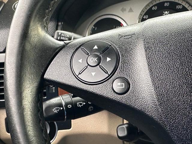 2011 Mercedes-Benz GLK-CLASS GLK 350 4MATIC