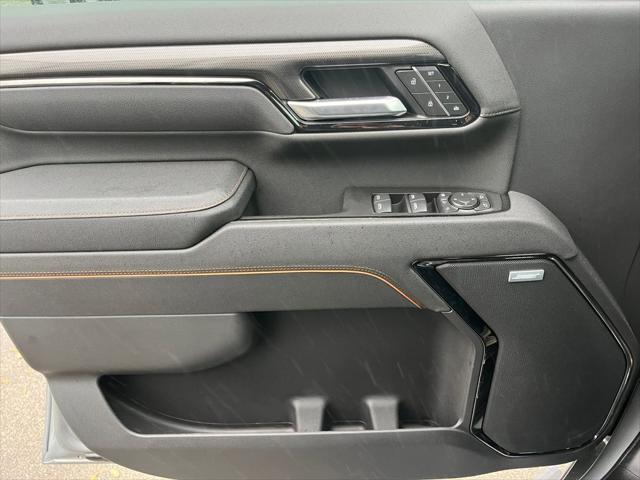 2026 GMC Sierra 2500HD Crew Cab, Standard Bed, AT4, 4WD