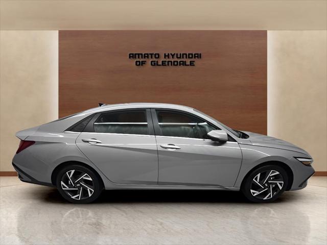 2026 Hyundai Elantra Hybrid Limited