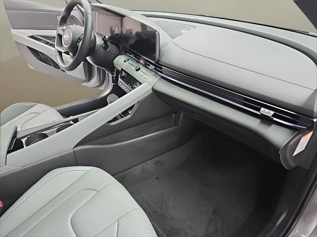 2026 Hyundai Elantra Hybrid Limited