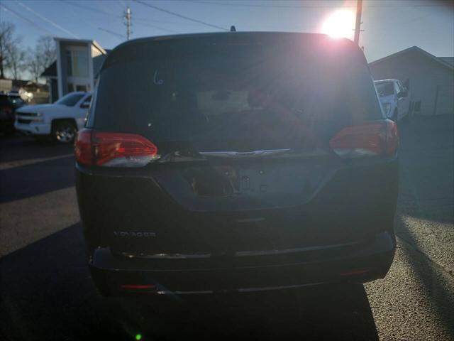 2023 Chrysler Voyager LX 4dr Mini Van