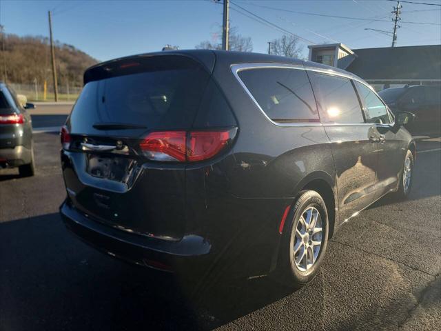 2023 Chrysler Voyager LX 4dr Mini Van