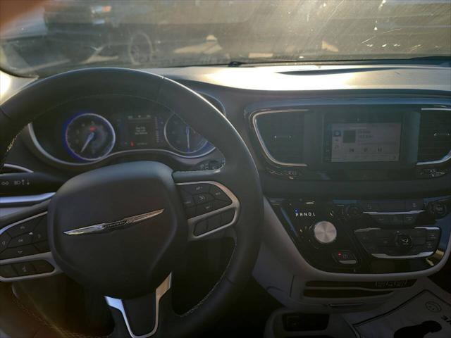 2023 Chrysler Voyager LX 4dr Mini Van