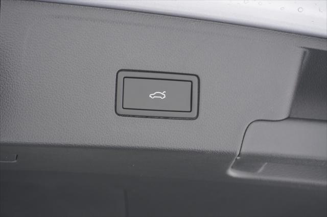 2026 Volkswagen Atlas Cross Sport SEL R-Line Black