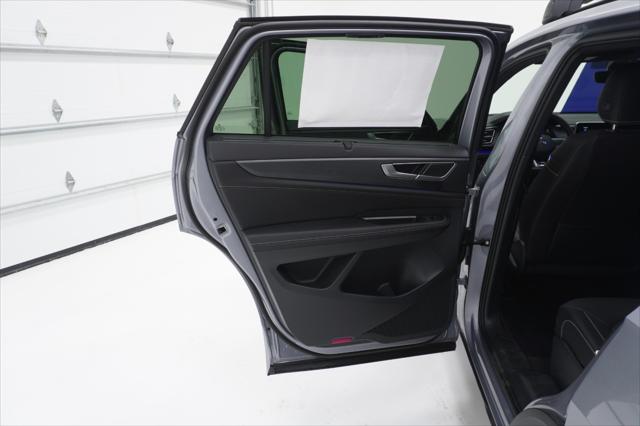 2026 Volkswagen Atlas Cross Sport SEL R-Line Black