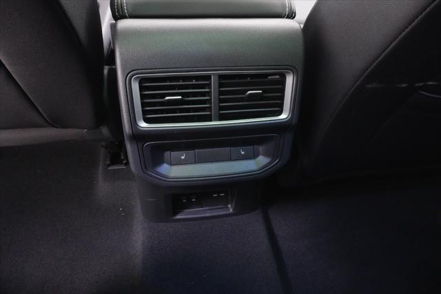 2026 Volkswagen Atlas Cross Sport SEL R-Line Black