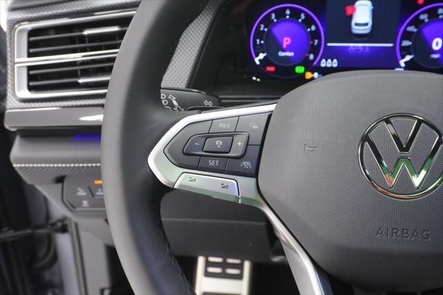 2026 Volkswagen Atlas Cross Sport SEL R-Line Black