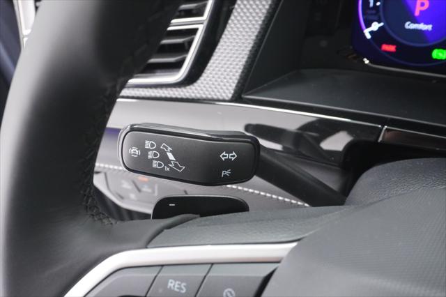 2026 Volkswagen Atlas Cross Sport SEL R-Line Black