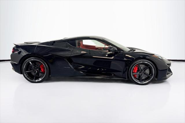 2024 Chevrolet Corvette E-Ray RWD Coupe 3LZ