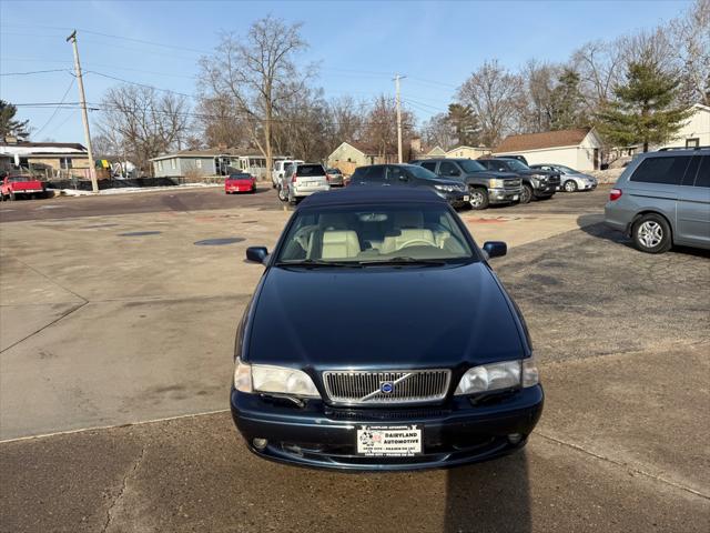 2001 Volvo C70 HT