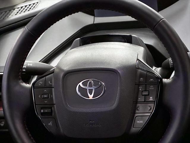 2025 Toyota Prius Plug-In Hybrid SE [15]