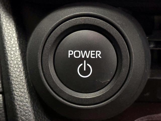 2025 Toyota Prius Plug-In Hybrid SE [22]