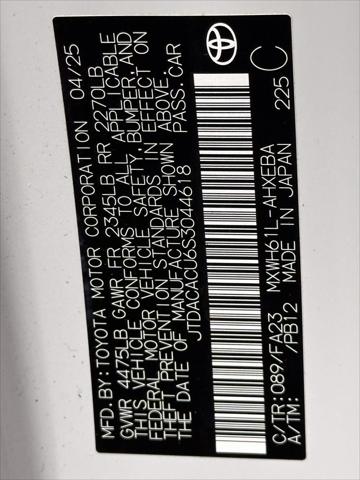 2025 Toyota Prius Plug-In Hybrid SE [29]