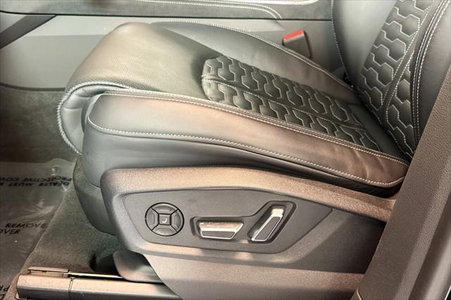2024 Audi RS Q8 TFSI quattro Tiptronic