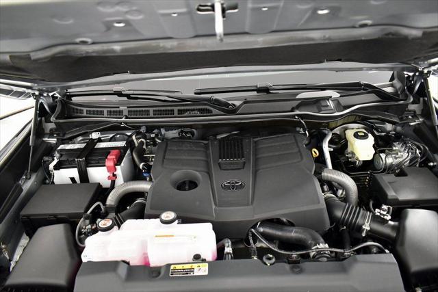 2026 Toyota Tundra Platinum CrewMax 5.5' Bed