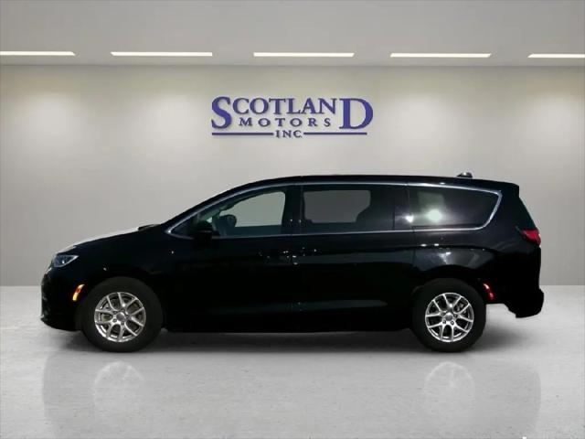 2024 Chrysler Pacifica Touring L for sale in Laurinburg, NC