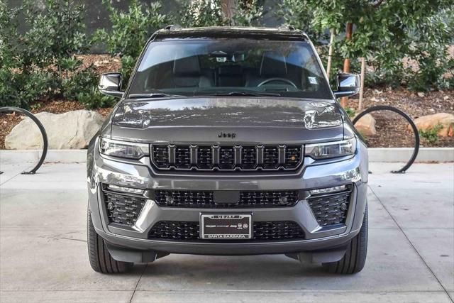 2026 Jeep Grand Cherokee GRAND CHEROKEE SUMMIT 4X4