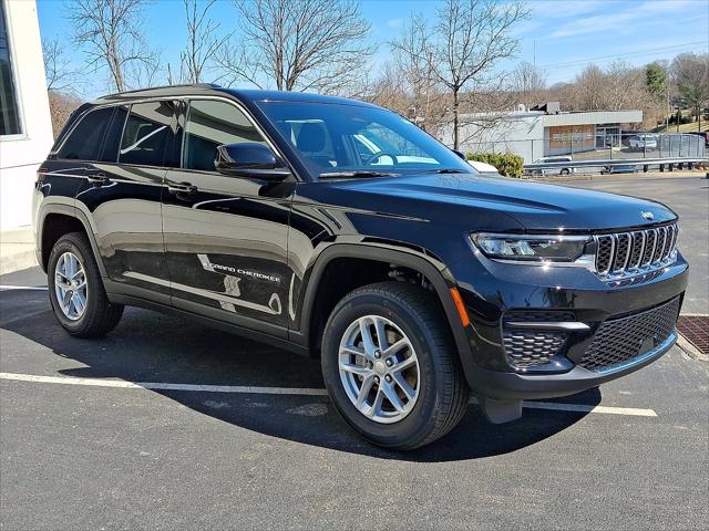 2026 Jeep Grand Cherokee GRAND CHEROKEE LAREDO 4X4 2026 Jeep Grand Cherokee GRAND CHEROKEE LAREDO 4X4