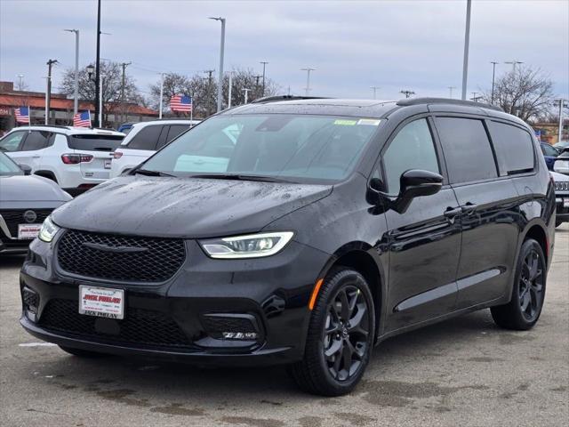 2026 Chrysler Pacifica PACIFICA LIMITED AWD