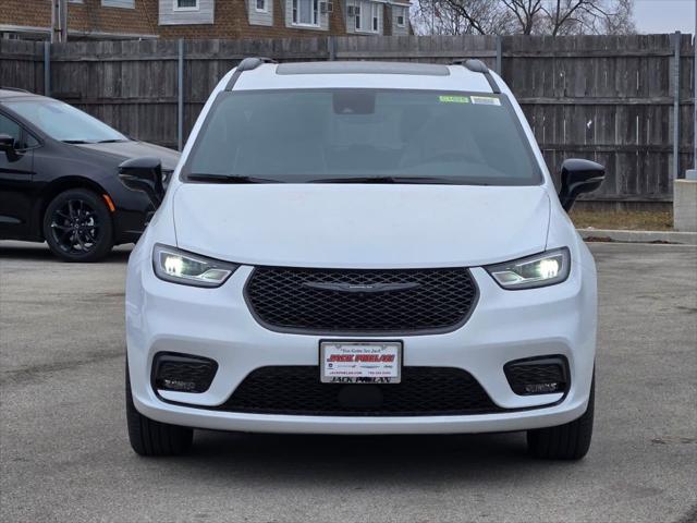 2026 Chrysler Pacifica PACIFICA LIMITED AWD