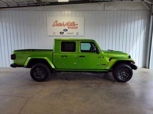 2026 Jeep Gladiator GLADIATOR SPORT S 4X4 2026 Jeep Gladiator GLADIATOR SPORT S 4X4