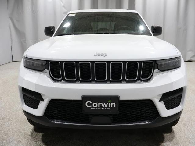 2026 Jeep Grand Cherokee GRAND CHEROKEE LAREDO X 4X4