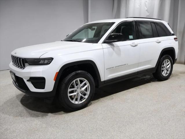 2026 Jeep Grand Cherokee GRAND CHEROKEE LAREDO X 4X4